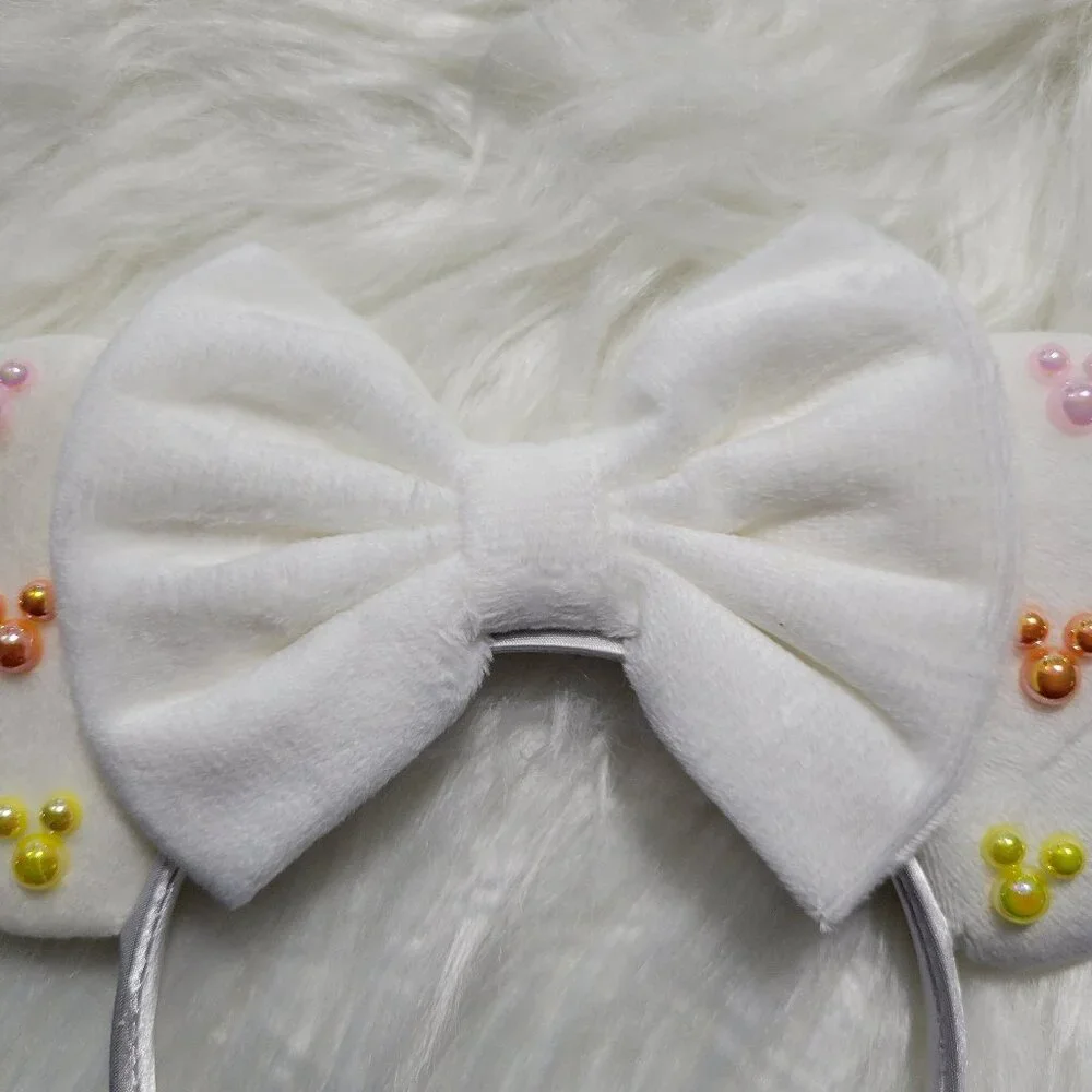 Minnie Mouse White Plush Faux Pearl Ears